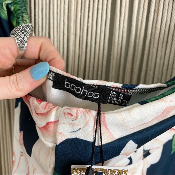 Boohoo NWT Off Shoulder Puff Sleeve Bardot Floral Maxi Dress Size 4 Small - Picture 12 of 13